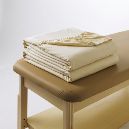 Universal microfibre bed cover