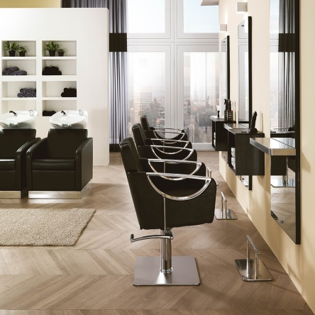 Hair Crown black cutting chair with square base